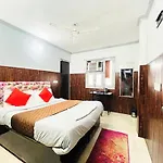 Hotel Niketan - Chanakyapuri