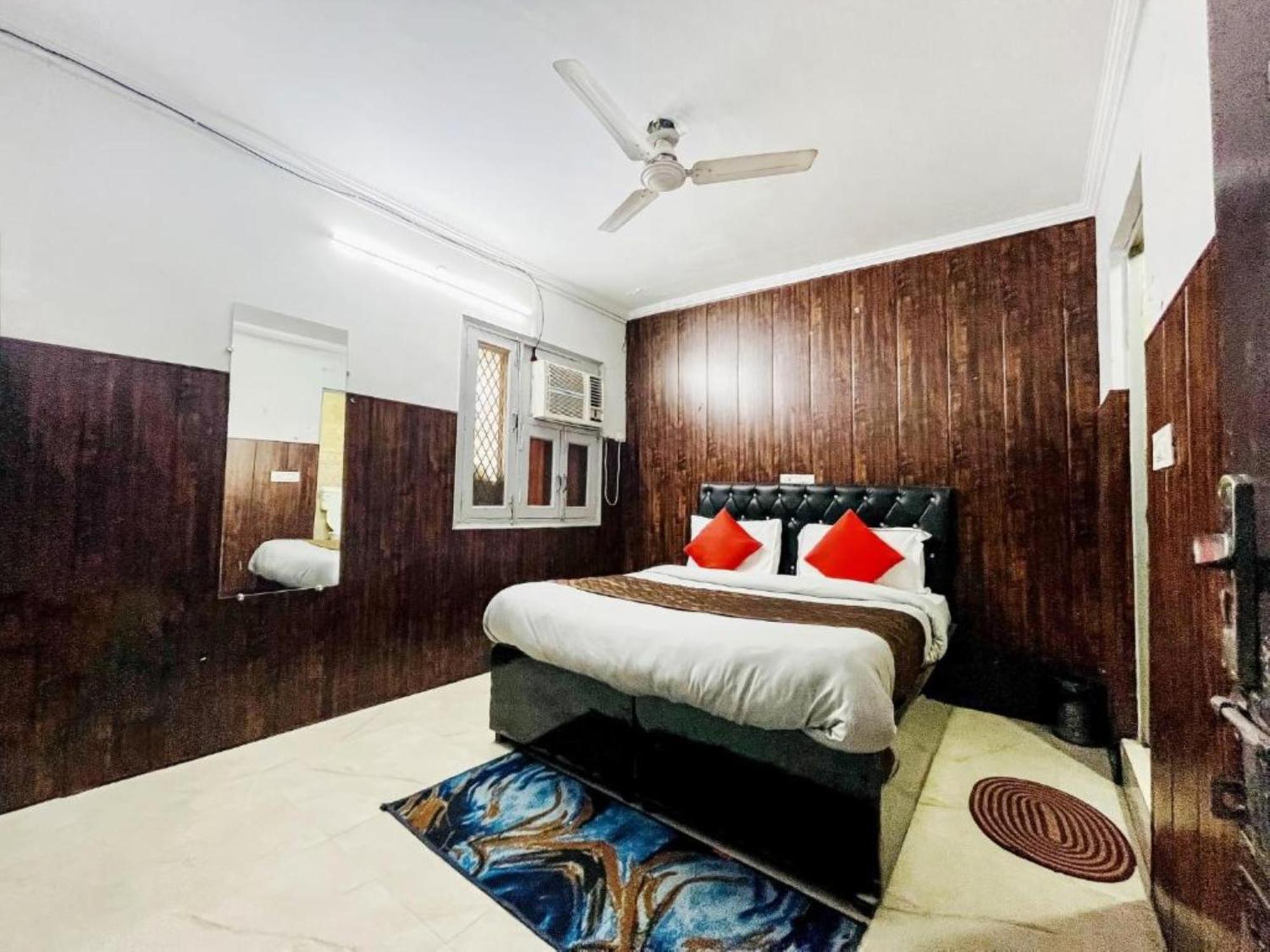 Niketan - Chanakyapuri 4*